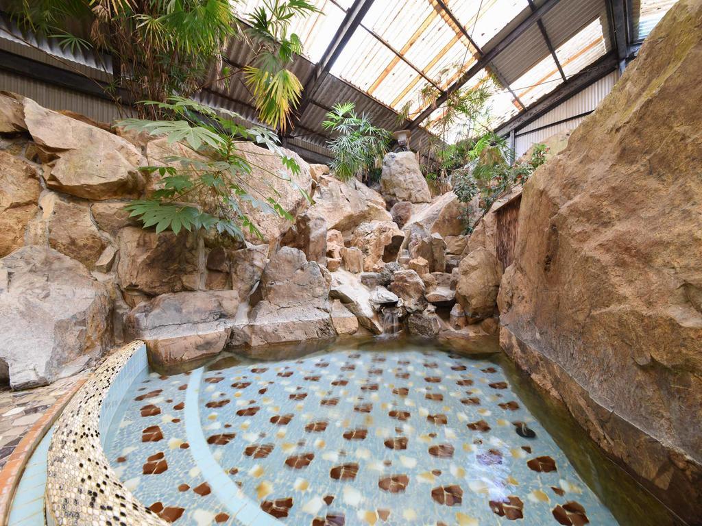 Yusenkaku Hotel Ятсуширо Екстериор снимка